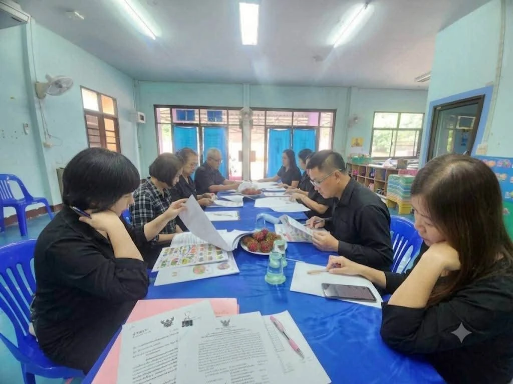 ลงพื้นที่บ้านห้วยมอญเพื่อสำรวจความเสียหายกรณีดินสไลด์